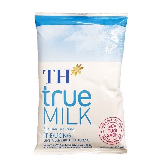 TH True Milk Sữa Tươi Tiệt Trùng Ít Đường 220ml